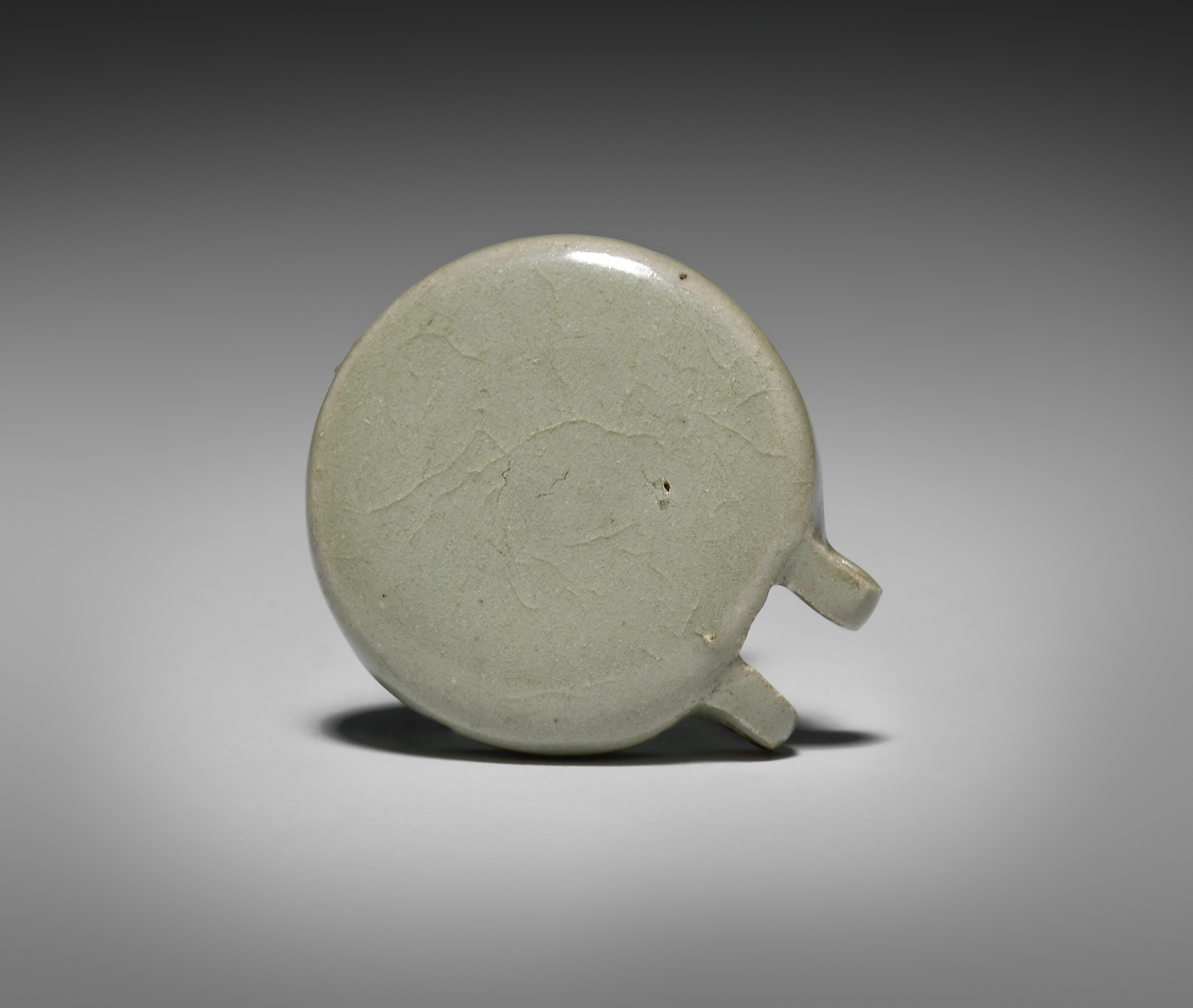 Water Ewer for Rituals with Incised Parrot Design (lid)