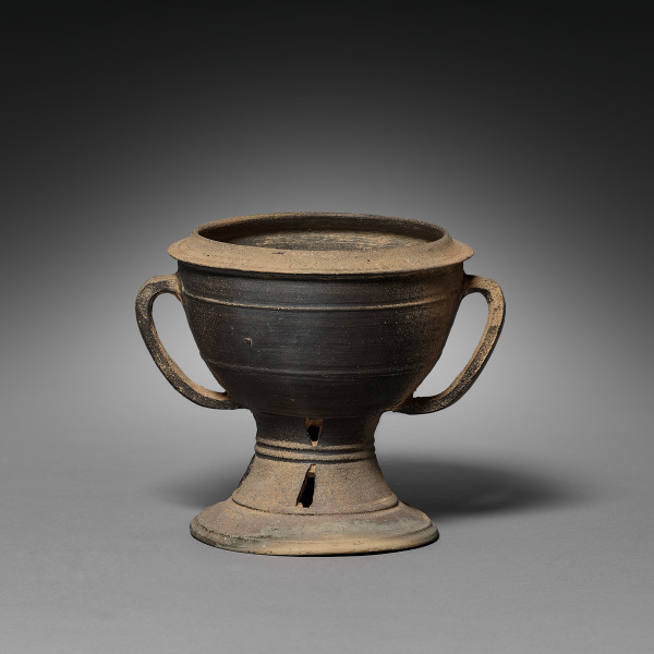 Lidded Cup with Strap Handles