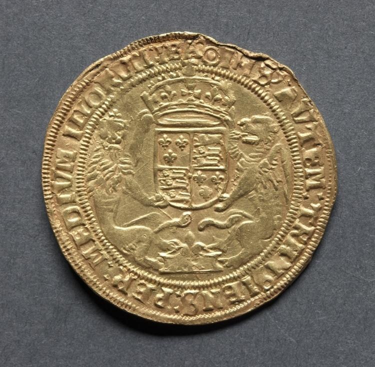 Half Sovereign: Henry VIII (obverse);Crowned Arms (reverse)