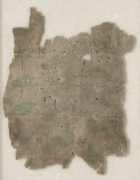 Silk Fragment with Aligned Parrots, Part of a Tunic