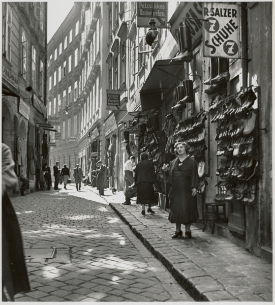 Shoe Seller, Innere Stadt, a Jewish District of Vienna
