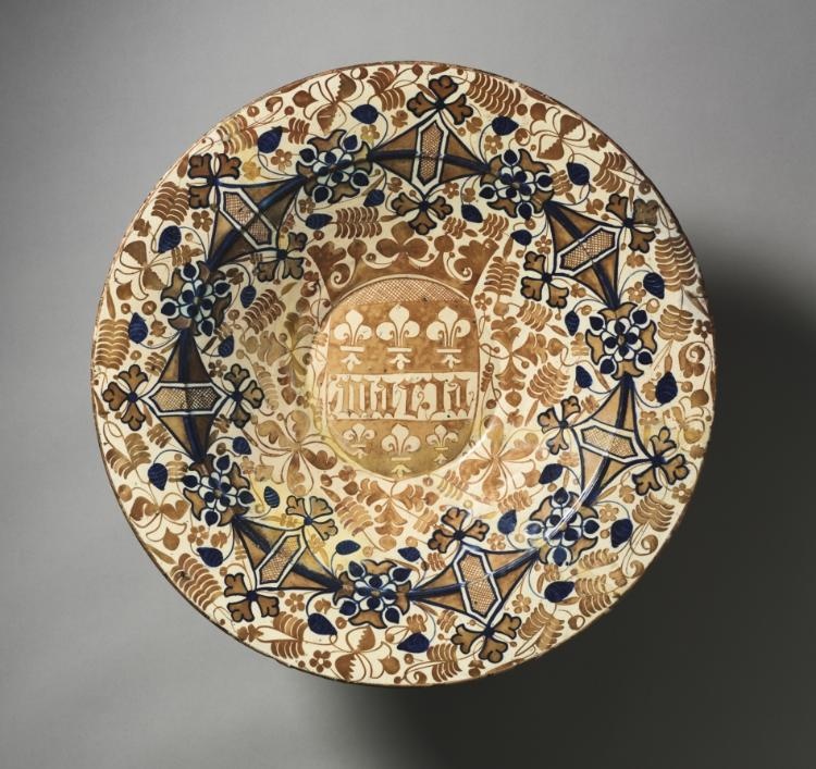 Plate with the Name "Maria"
