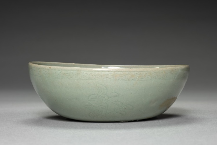 Dish with Incised Floral Design