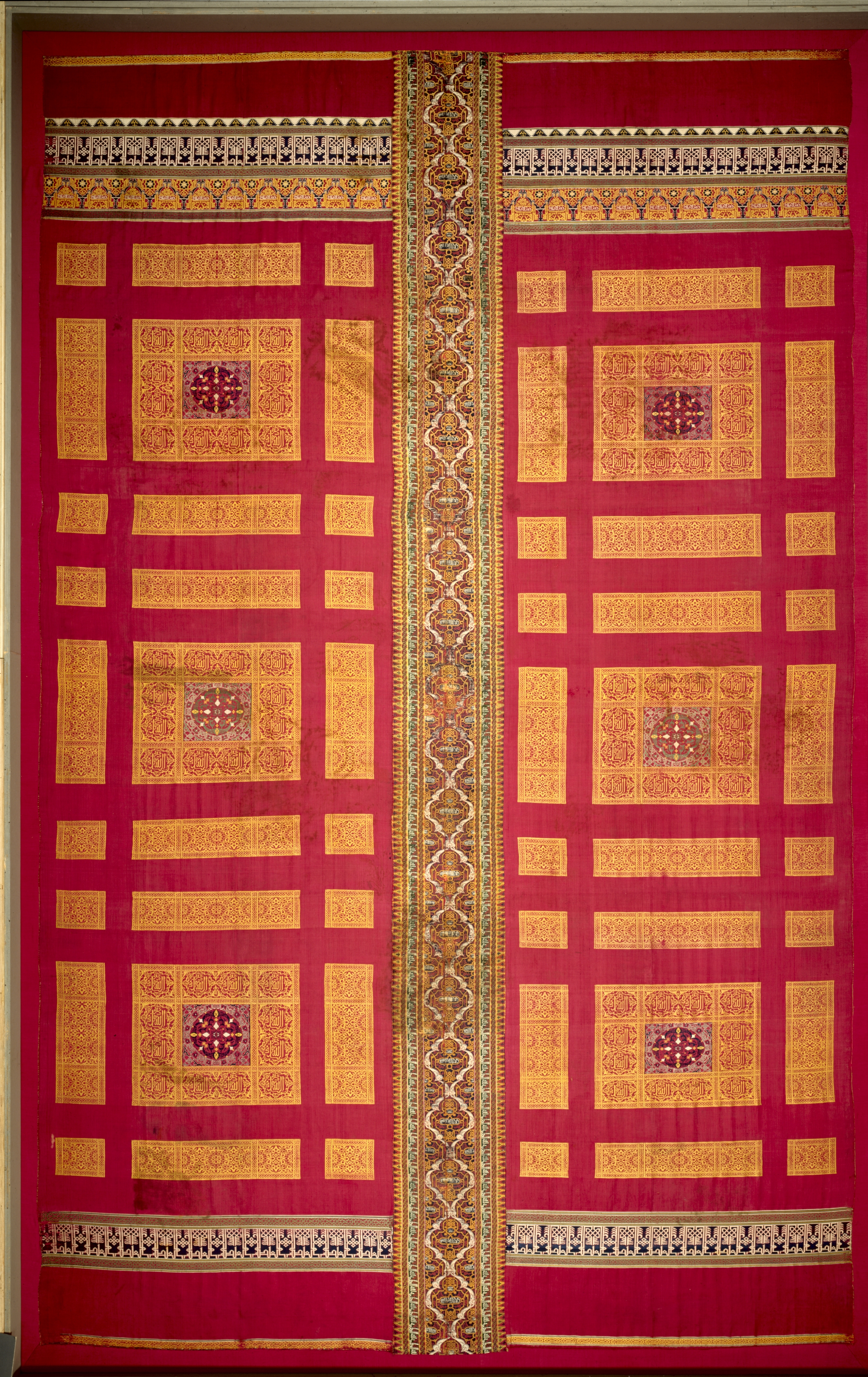 Alhambra Palace Silk Curtain