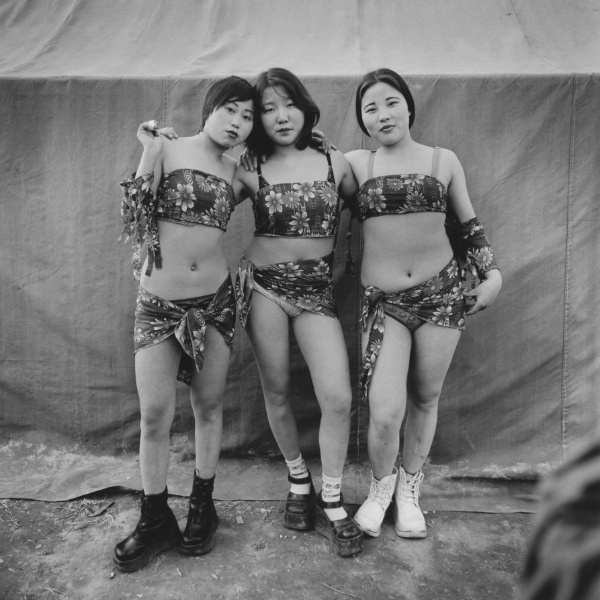 Three Country Strippers, Huoshentai, Henan Province
