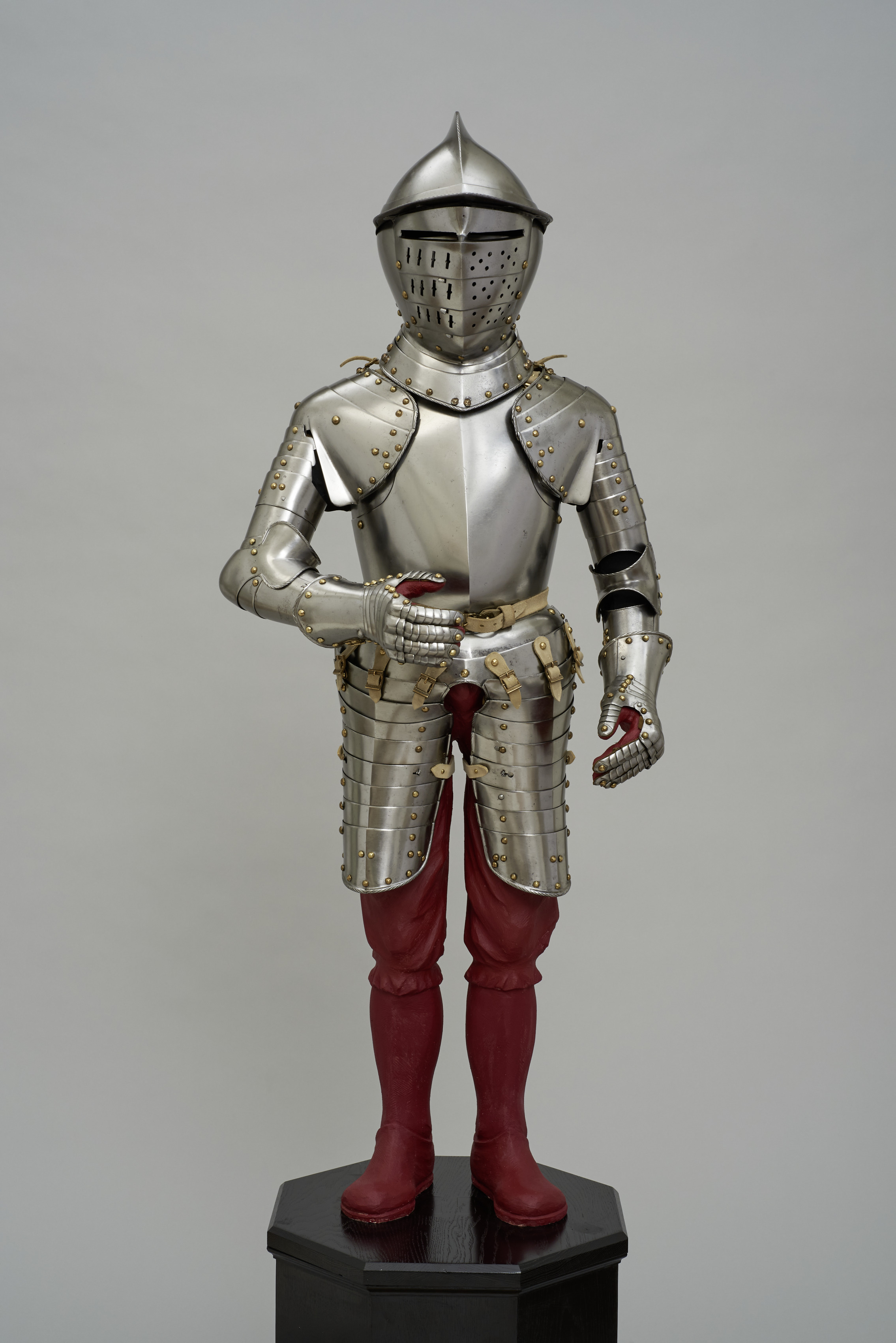 Boy's Armor of Andreas of Austria (1558–1600)