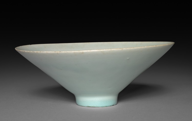 Conical Bowl with Floral Scroll