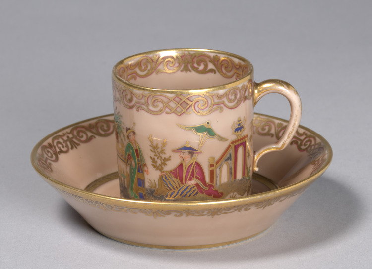 Cup and Saucer (Gobelet litron et soucoupe)