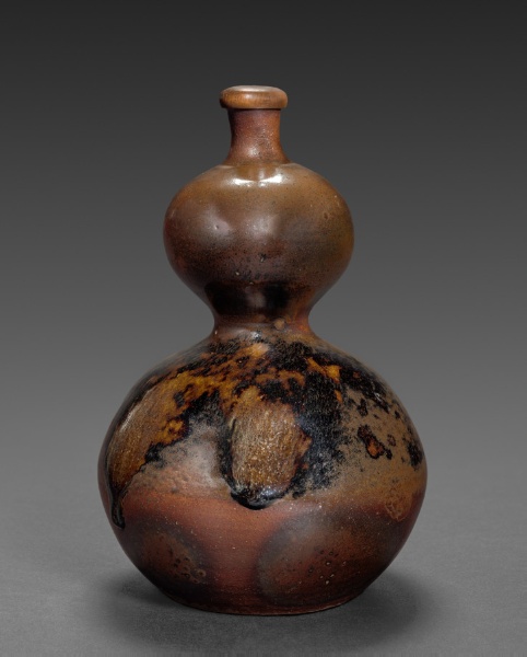 Double Gourd Jar with Wooden Stopple