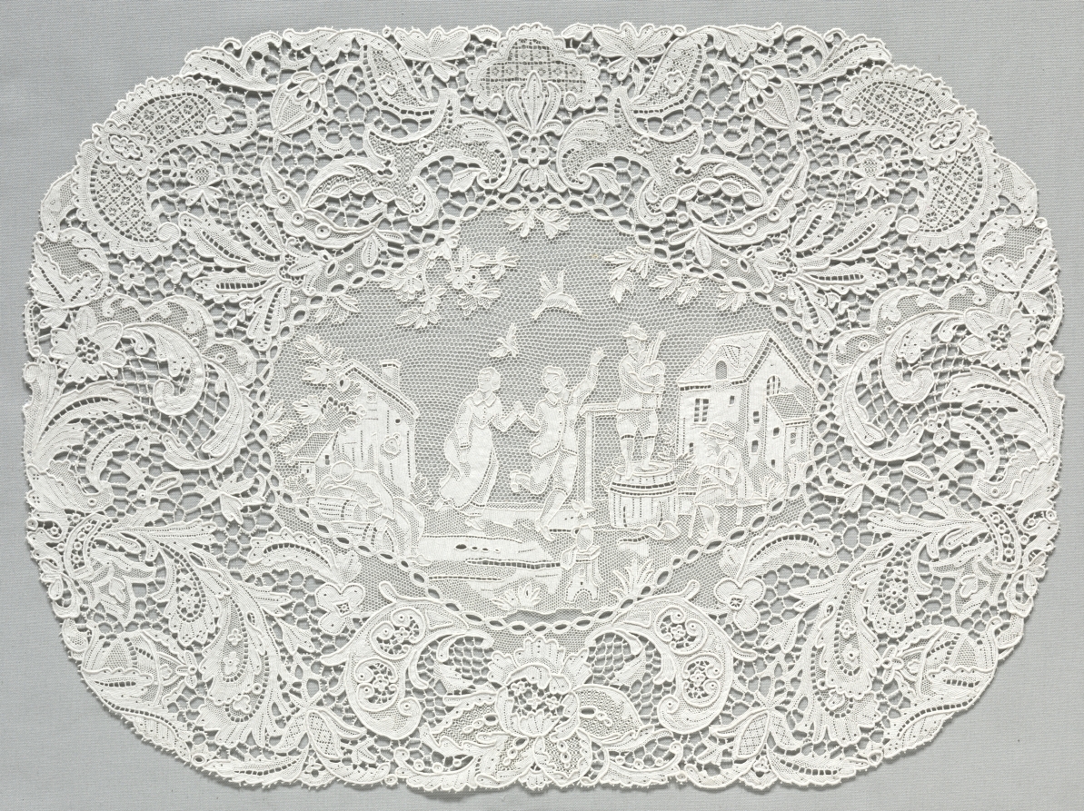 Venetian Lace Table Setting: Placemat 