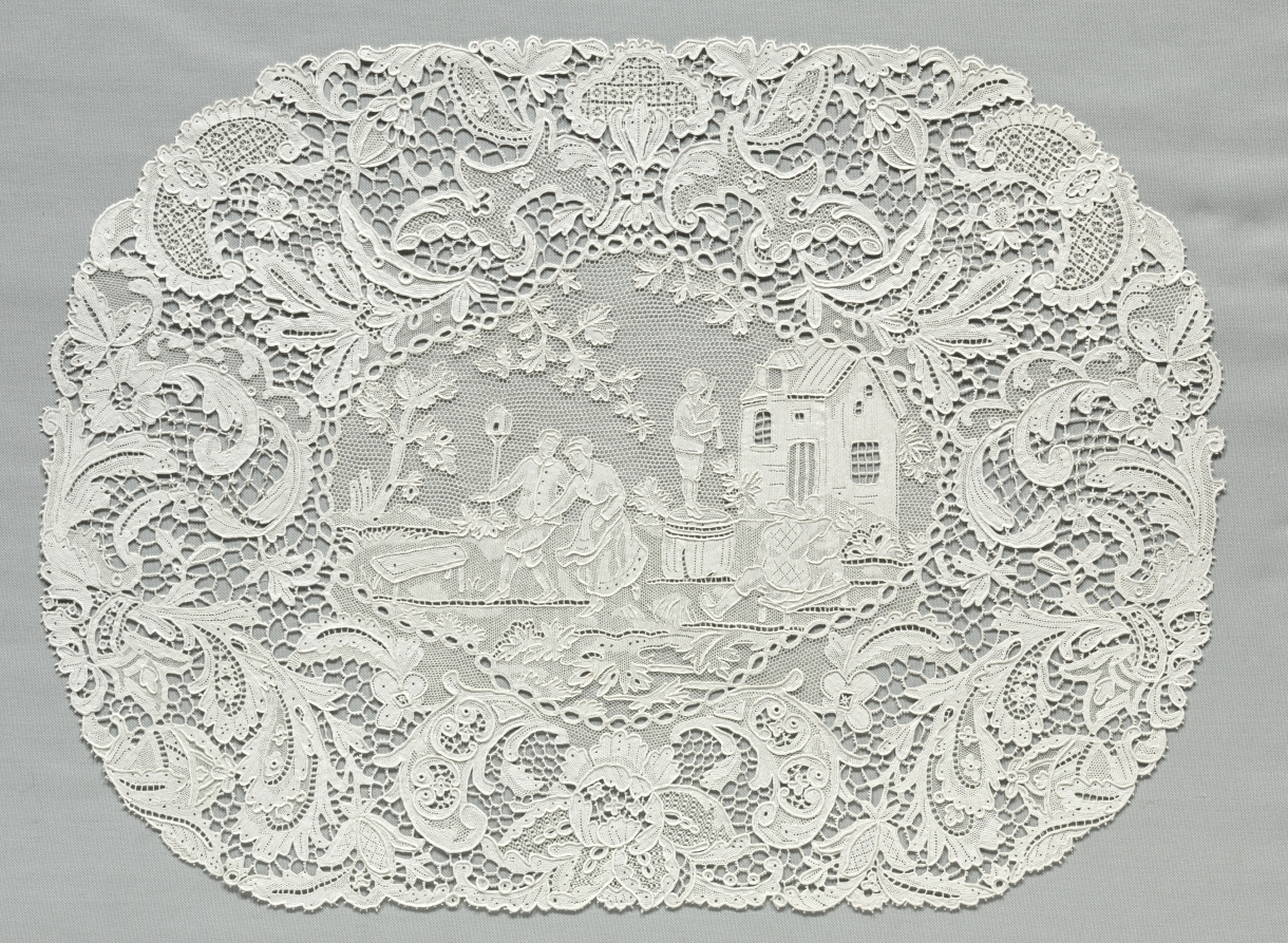 Venetian Lace Table Setting: Placemat