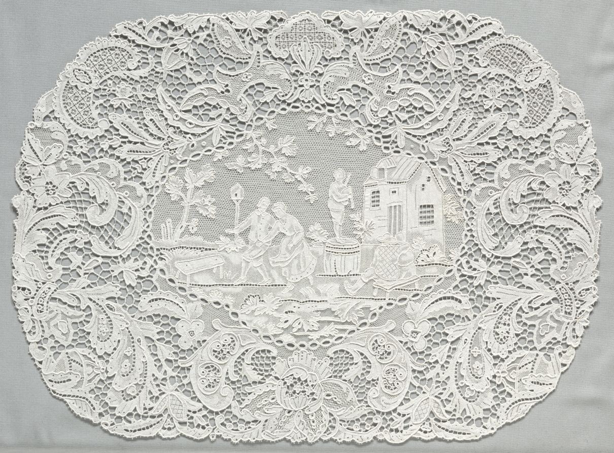 Venetian Lace Table Setting: Placemat