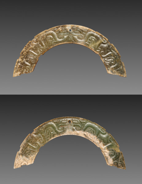 Pair of Arc-shaped Pendants with Animal Mask and Interlaced Animal Bands (Huang)
