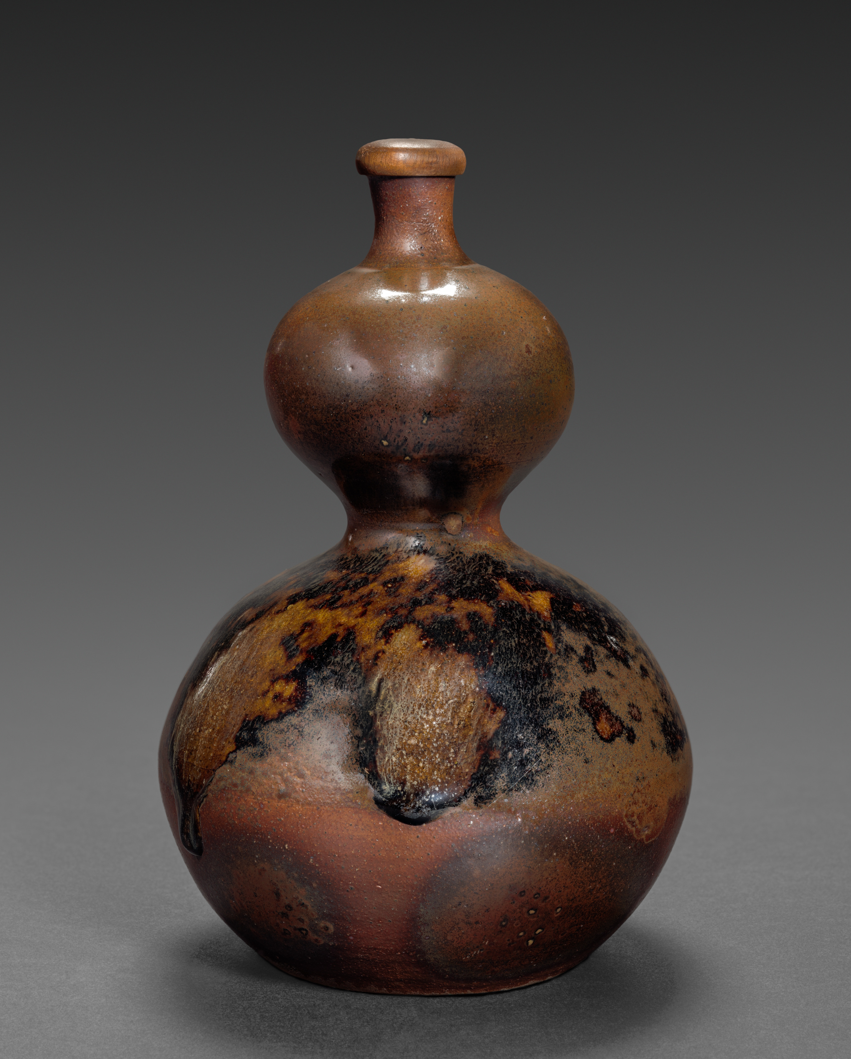 Double Gourd Jar with Wooden Stopple