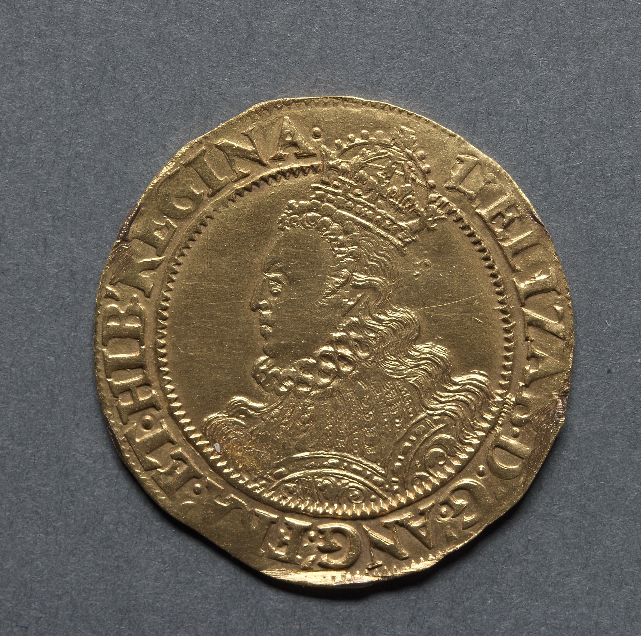 Half Pound: Elizabeth I (obverse)