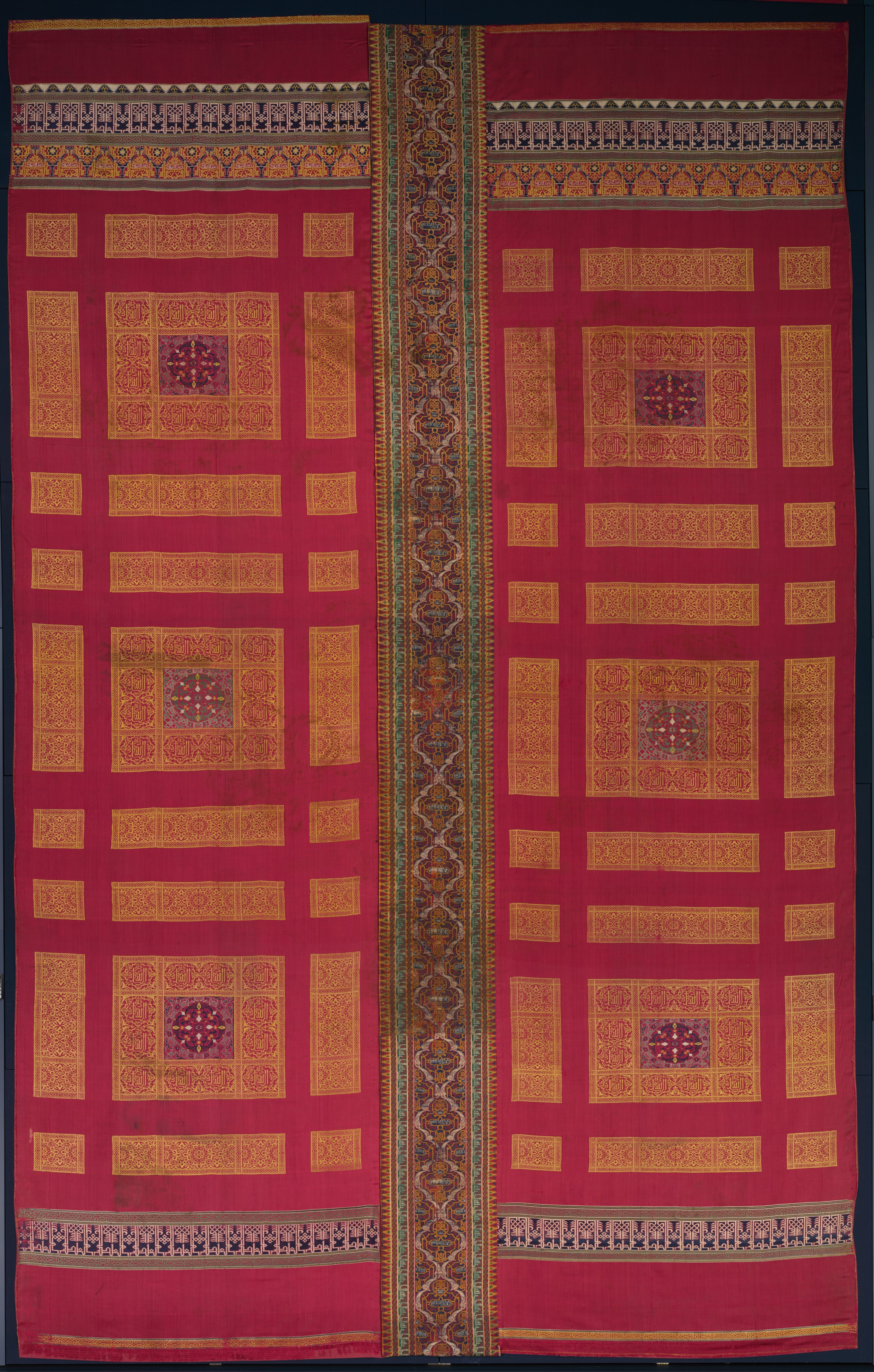 Alhambra Palace Silk Curtain