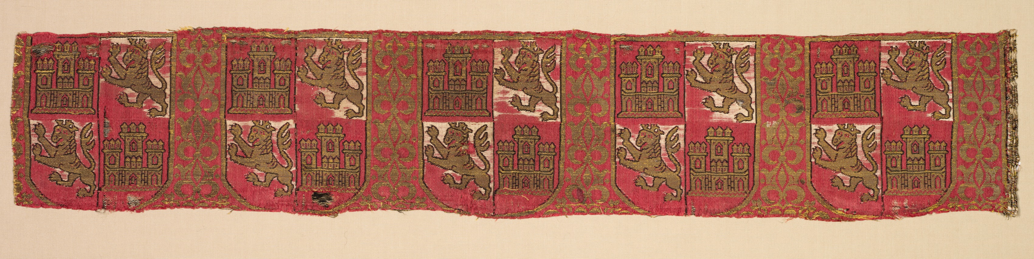 Lampas with heraldry of Castile and León, from a royal Christian robe
