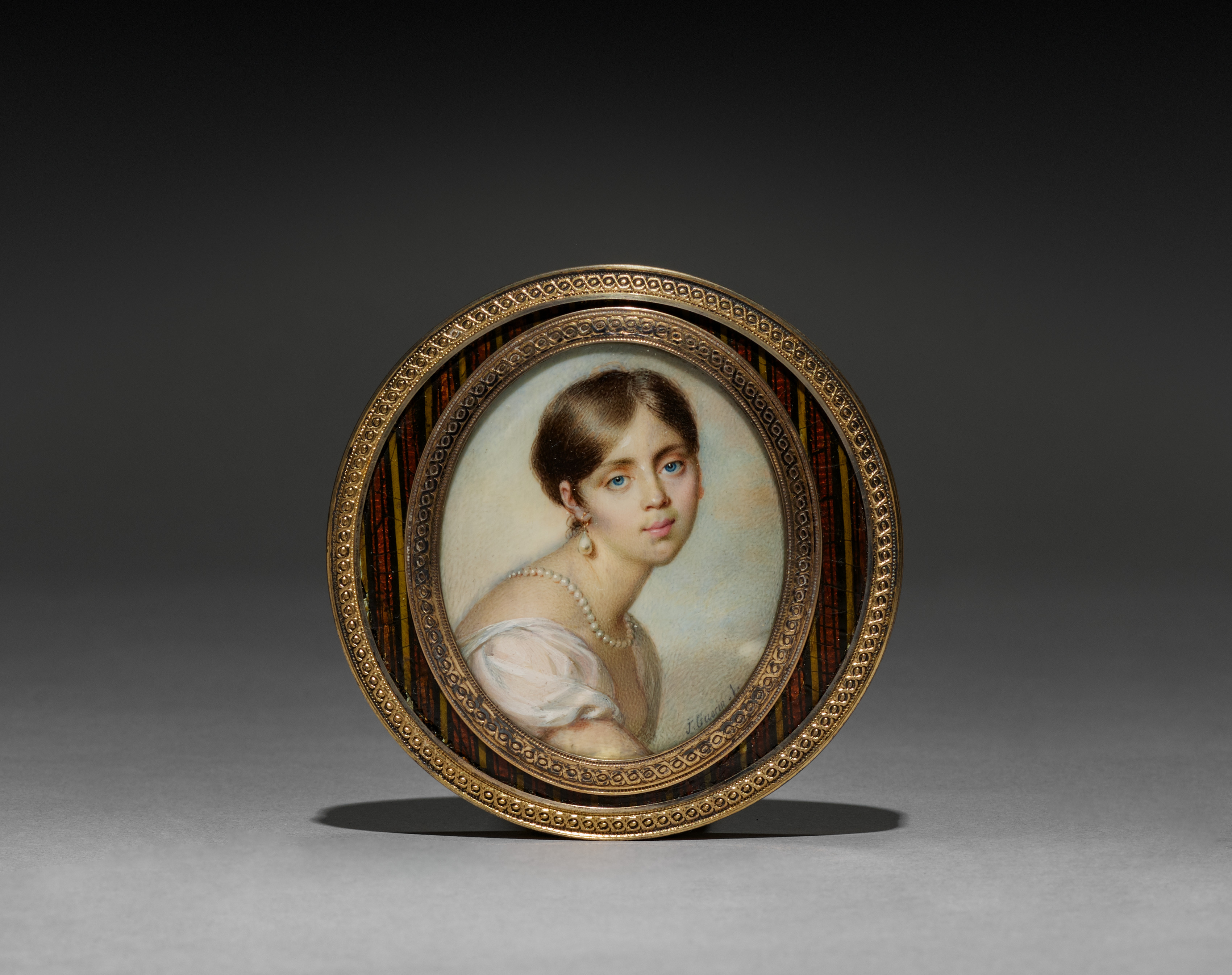 Cover for a Snuff Box with a Portrait of a Young Woman