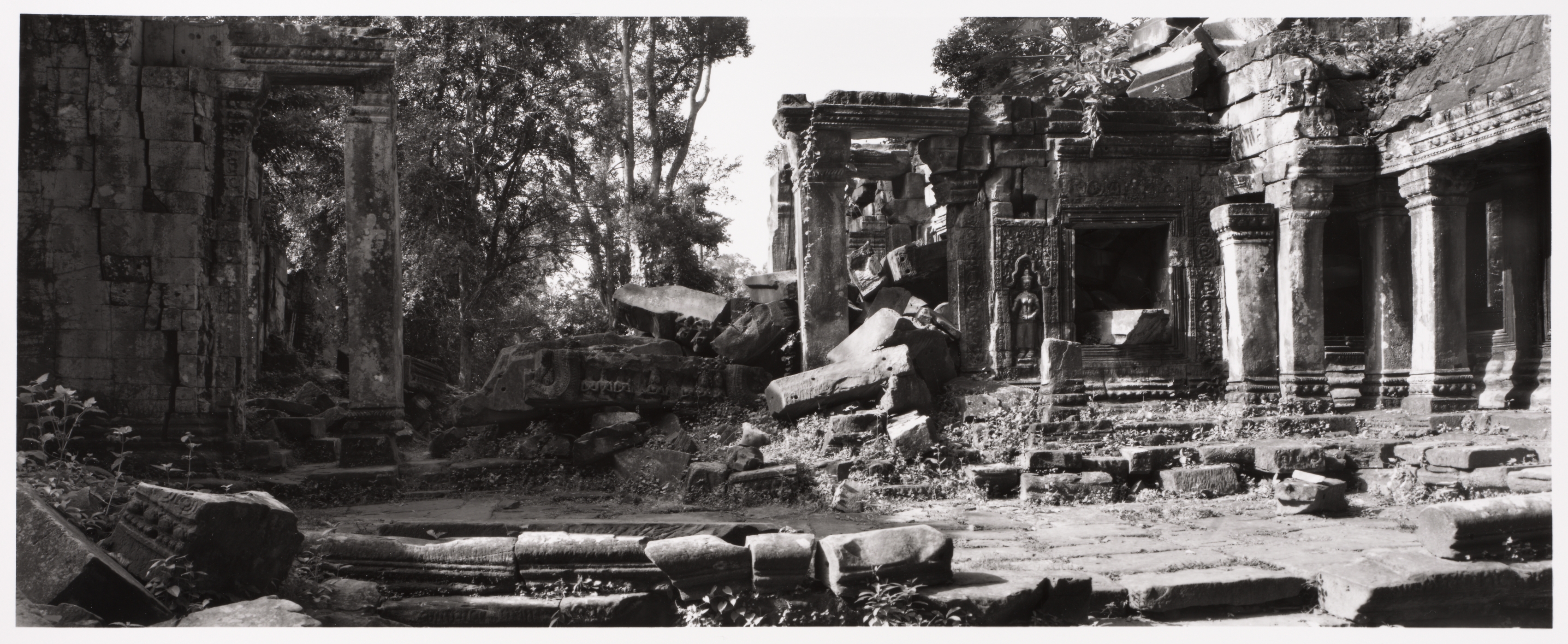 Angkor Wat (single goddess on right)