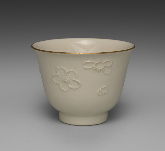 Drinking Cup from Dining Set with Plum Blossoms and Cracked-Ice