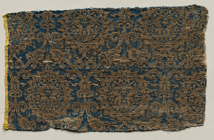 Lampas with hares in ogival pattern