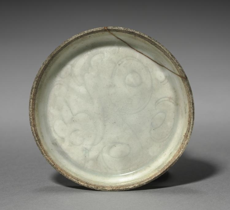 Dish with Incised Scroll Design
