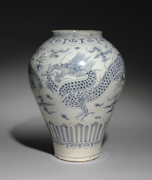 Jar with Dragon Design