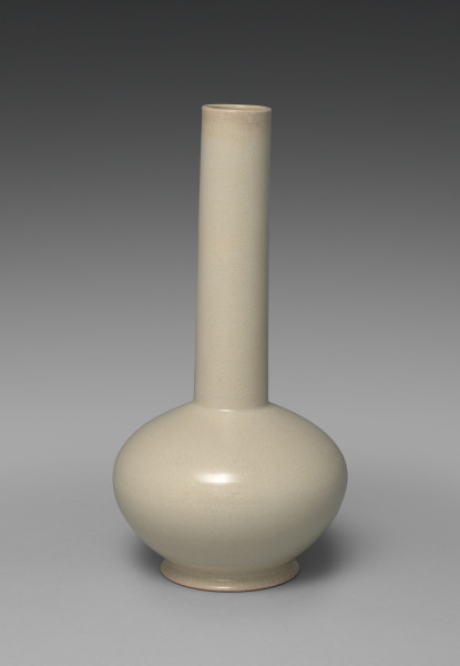 Vase with Cracked-Ice Design