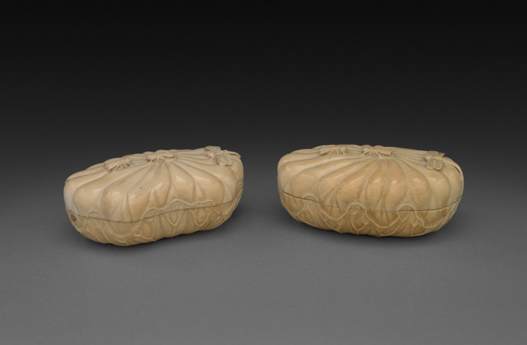 Pair of Boxes in Form of Lotus Leaves