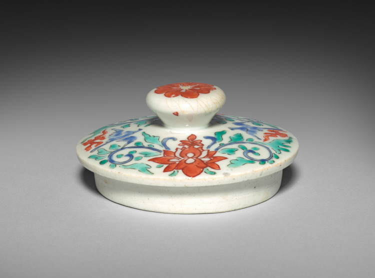 Square Jar with Birds and Flowers (lid)