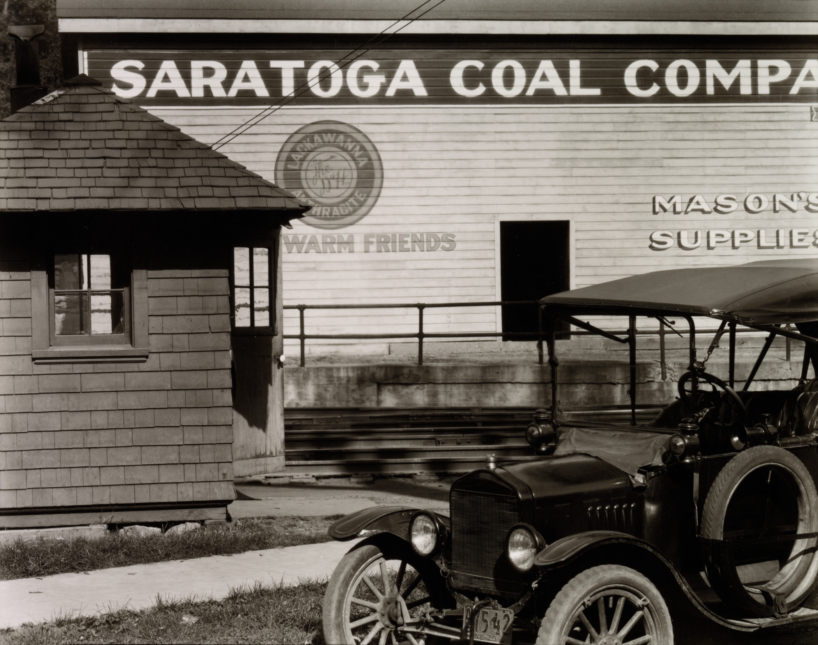 Saratoga Coal Makes Warm Friends