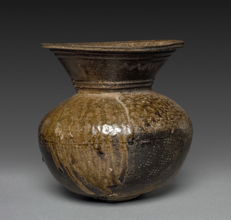 Jar with Combed Design