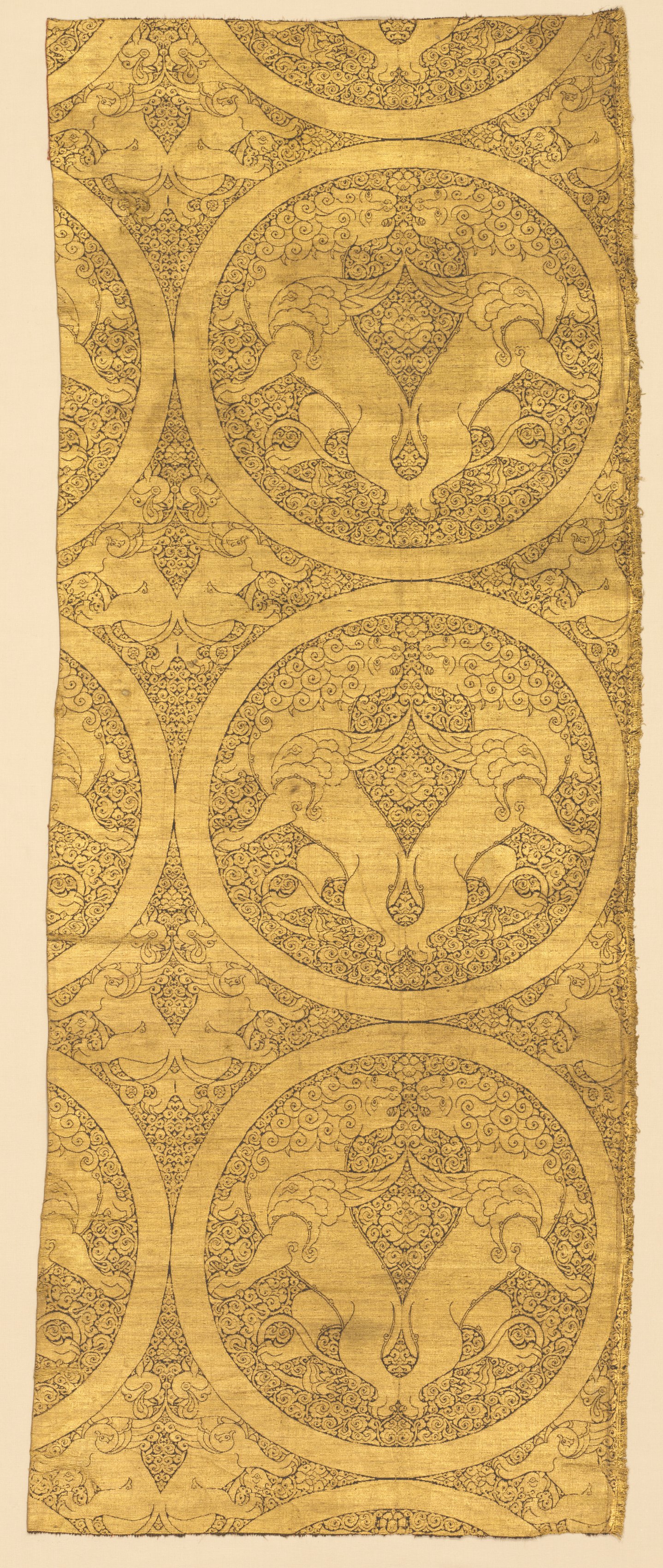 Cloth of gold with winged lions and griffins