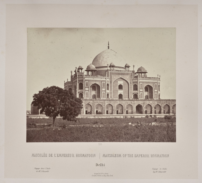 Mausoleum of the Emperor Hoomayoon, Delhi