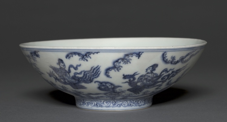 Bowl with "Land of Daoist Immortals" Scene