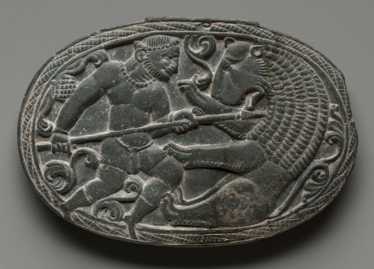 Lid with Combat between a Man and a Lion