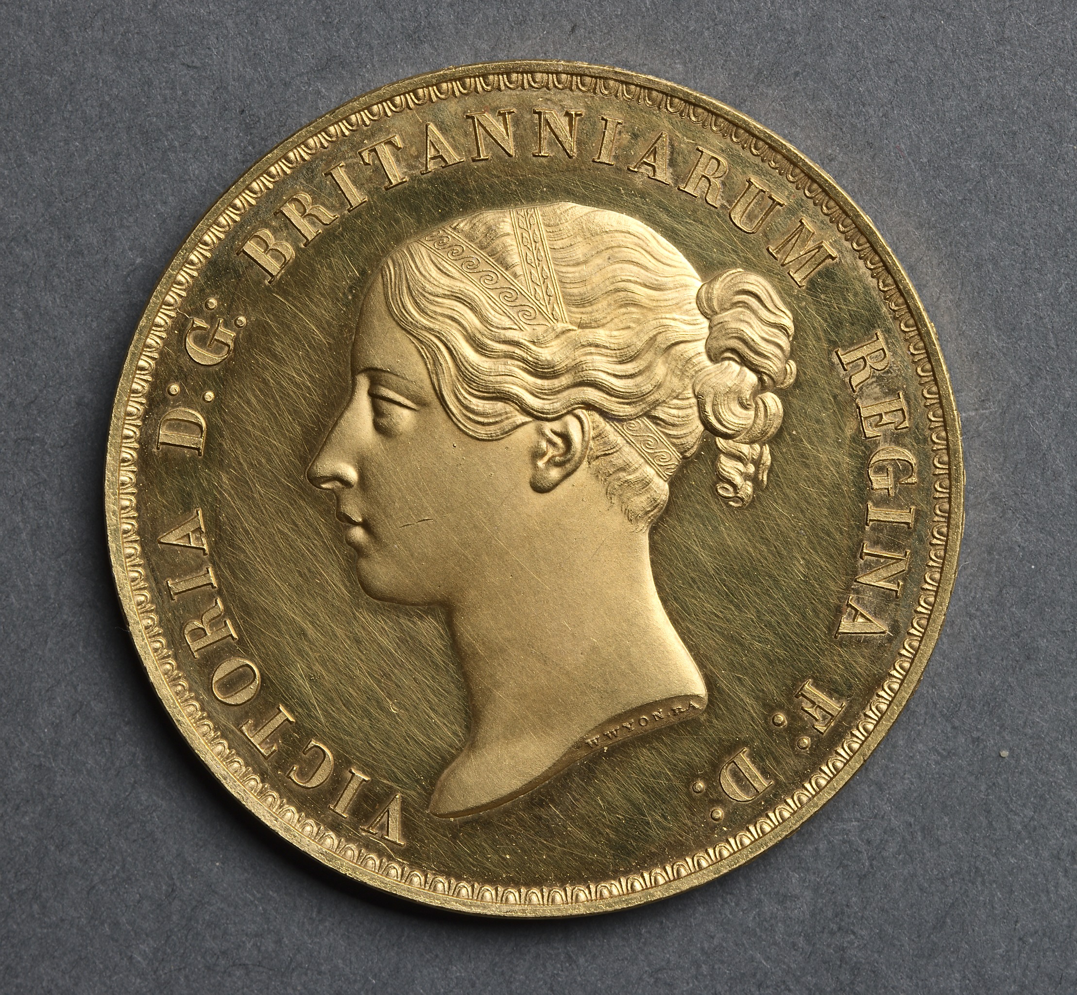 Five Pound Piece: Portrait of Queen Victoria (obverse)