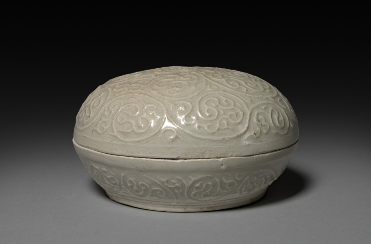 Round Covered Box with Floral Scrolls in Relief:  Qingbai type Ware