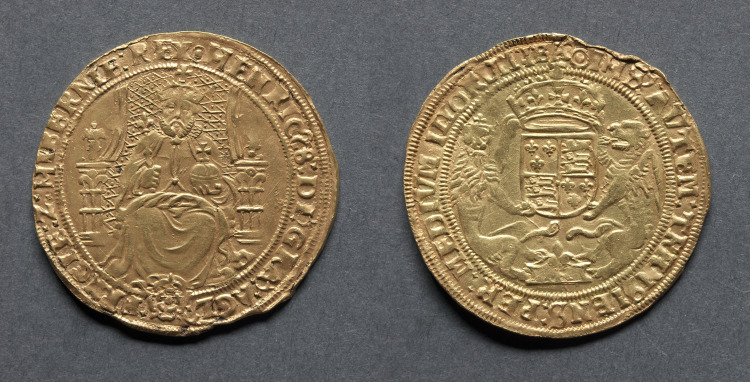 Half Sovereign: Henry VIII (obverse); Crowned Arms (reverse)