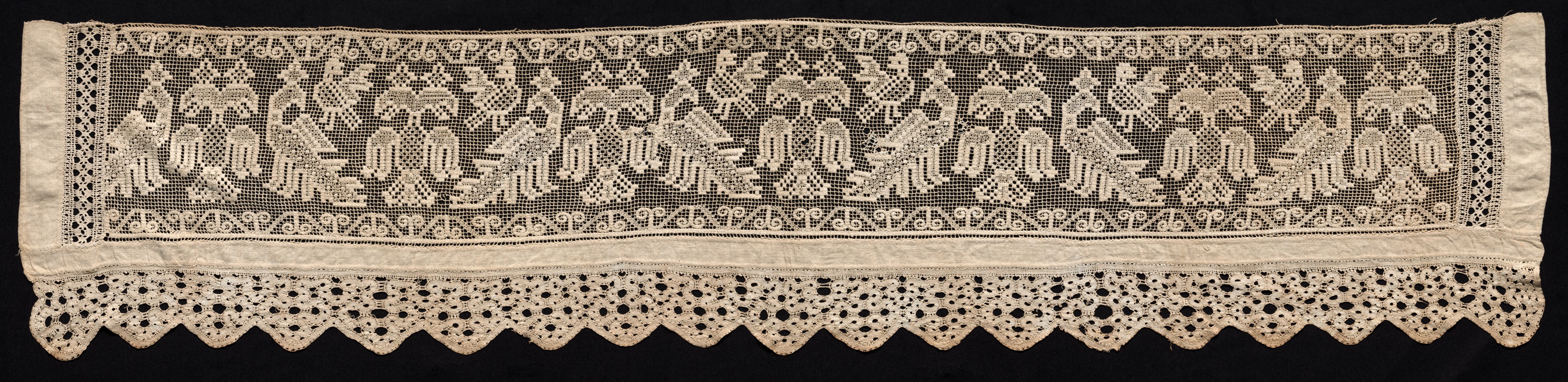 Border with Crowned and Double-Headed Birds