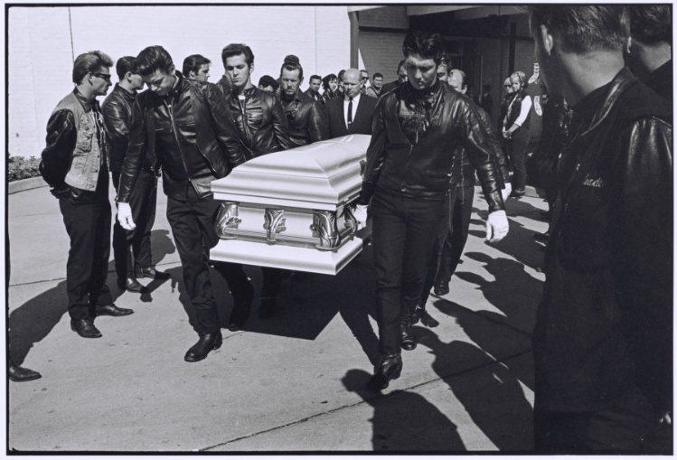 Renegade's Funeral, Detroit (pallbearers carrying casket)