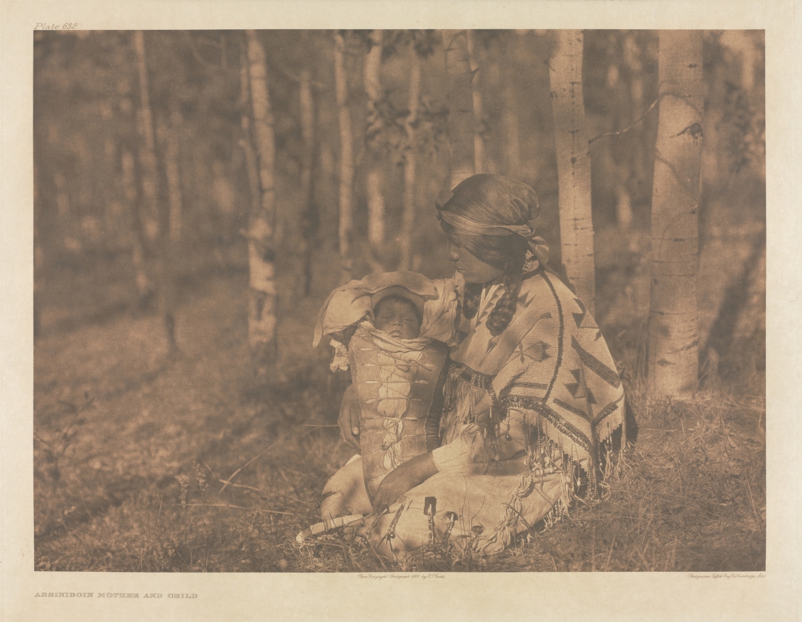 Portfolio XVIII, Plate 632: Assiniboin Mother and Child