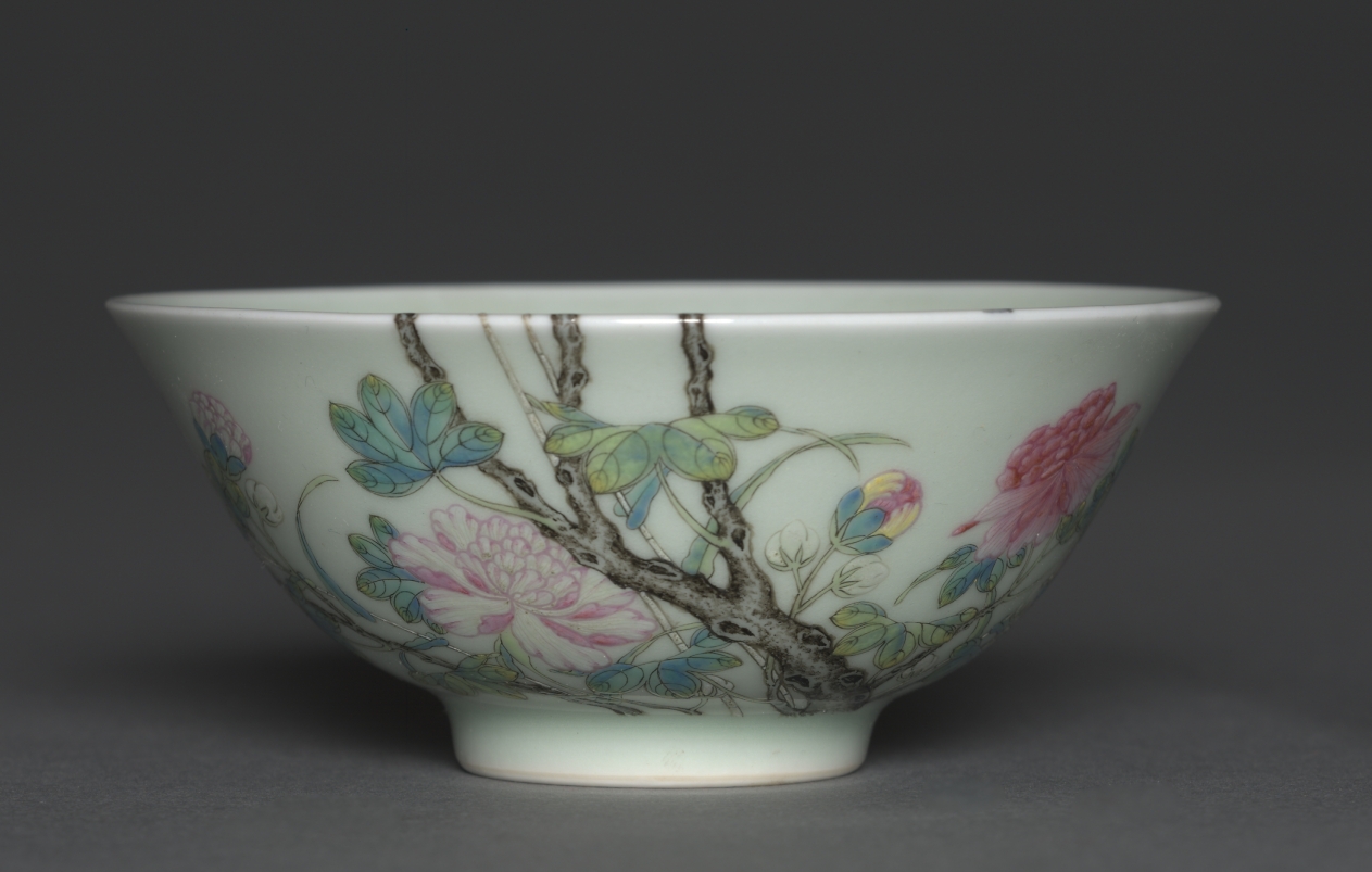 Bowl with Bamboo, Tree Peony, and Swallow