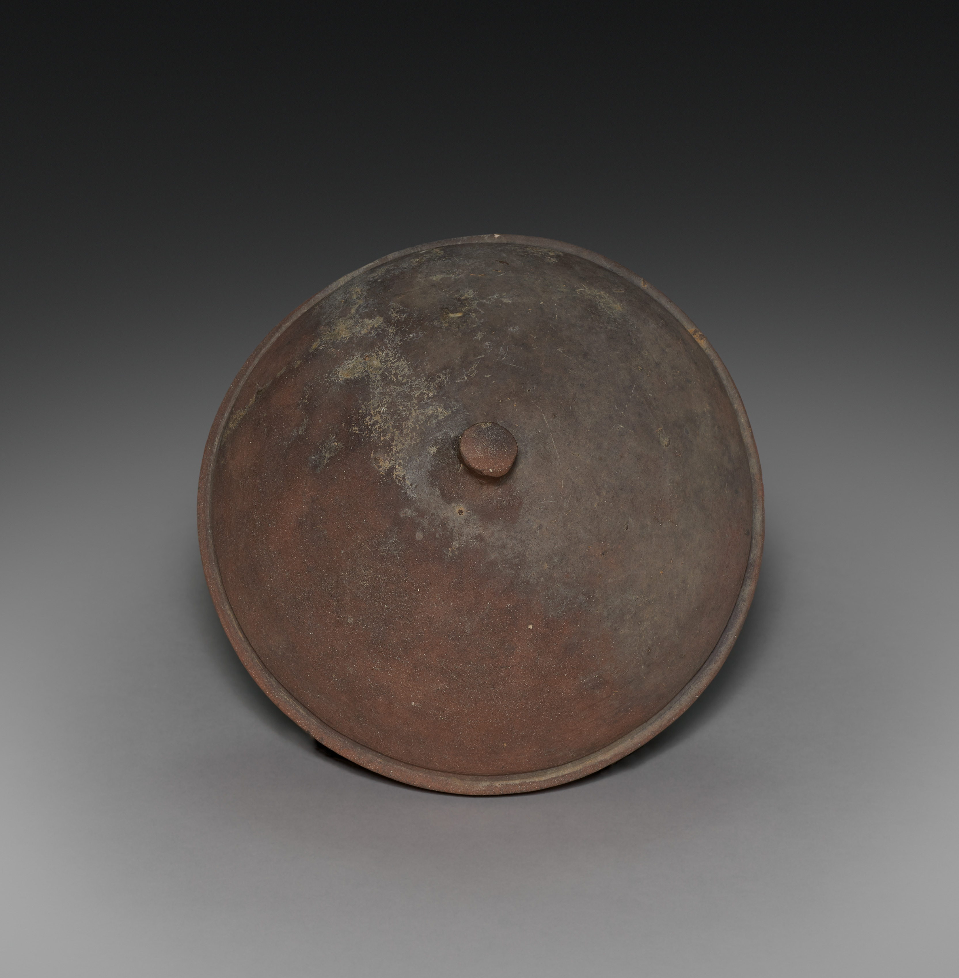 Vessel with Knobbed Lid (lid)