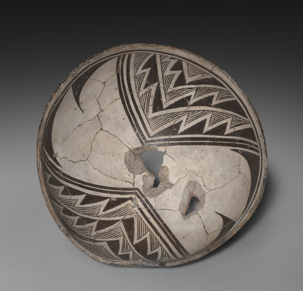 Bowl with Geometric Design (Two-part Feather)