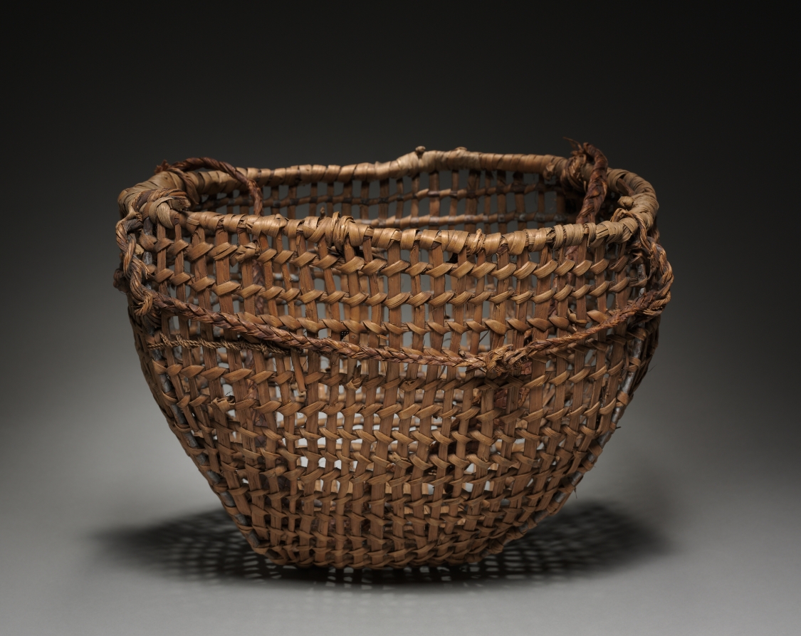 Clam basket with Tump Line