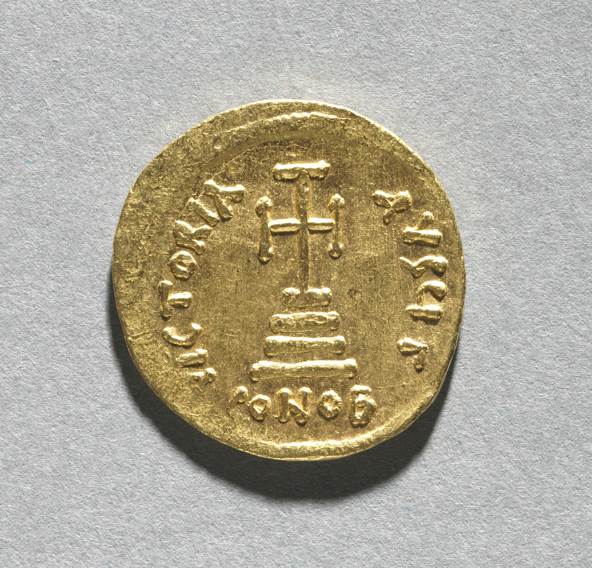 Solidus with Heraclius and his Son Heraclius Constantine (reverse)