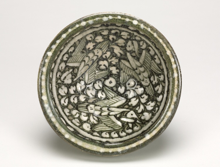 Bowl with Flying Birds