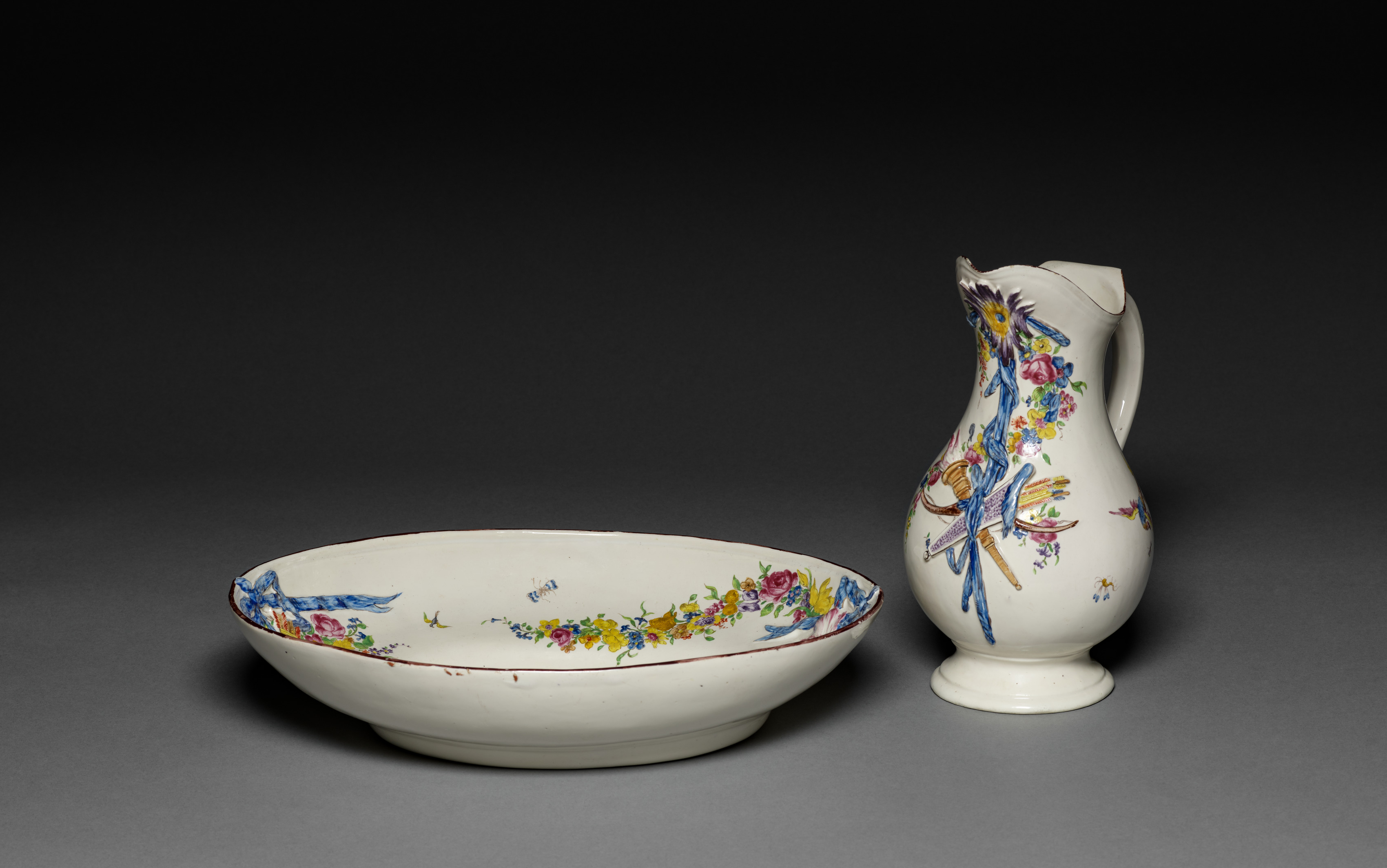 Ewer and Basin Pair