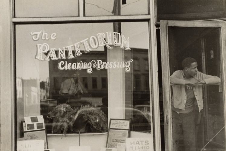 A cleaning and pressing shop in Urbana, Ohio